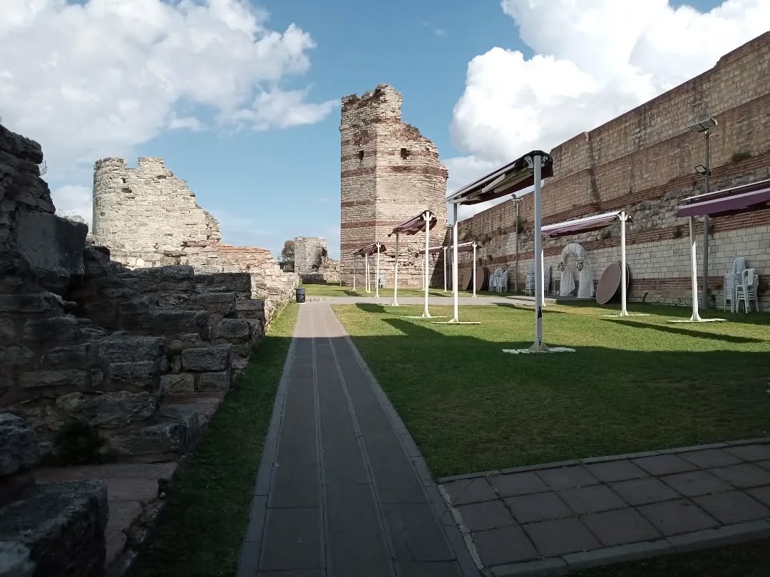 City Walls Istanbul 1